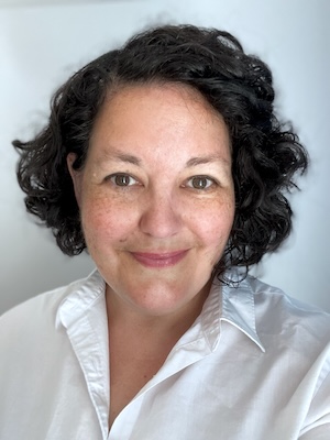 Becky Roesch professional headshot